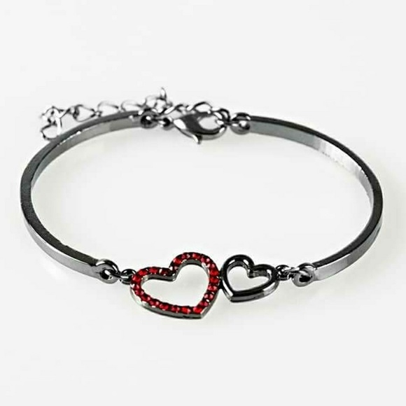 Jewelry - Picture 3 of 8